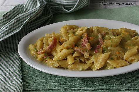 Pasta risottata con zucchine