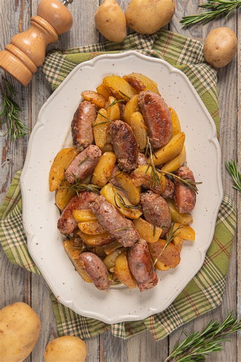 Patate e Salsiccia Gratinate