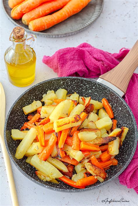 Patate e carote in padella