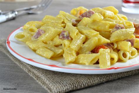 Penne con Salame e Pomodorini