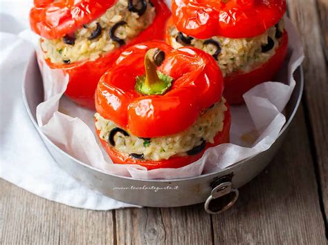 Peperoni Ripieni di Insalata di Riso