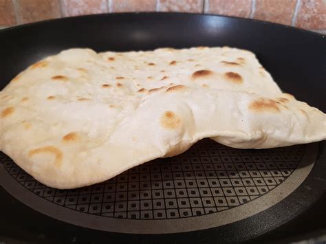 Piadine in Padella Senza Lievito