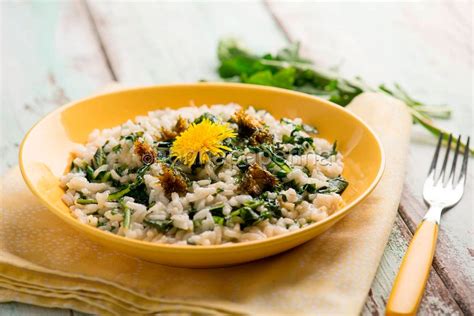 Piatto con tarassaco