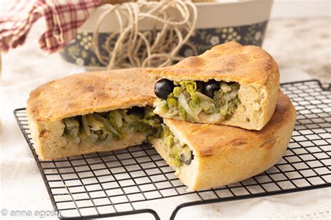 Pizza Fritta con Scarole