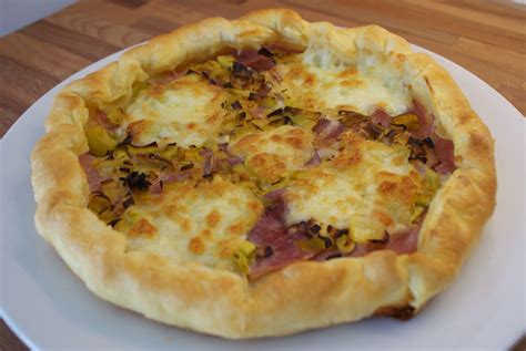 Pizza Rustica con Porri