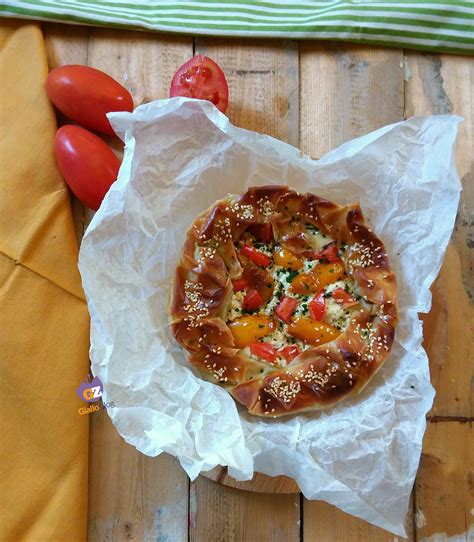 Pizza Rustica di Pasta Fillo ai Peperoni