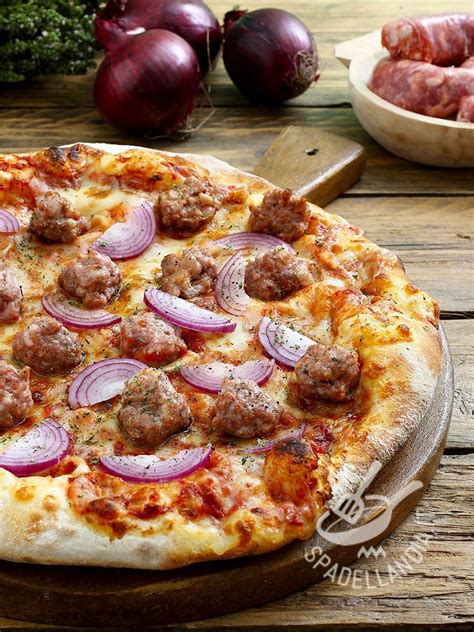 Pizza Salsiccia e Cipolla