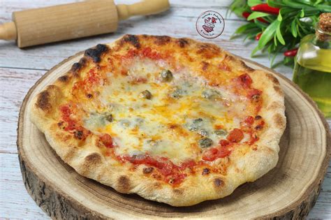 Pizza Tonda Fatta in Casa