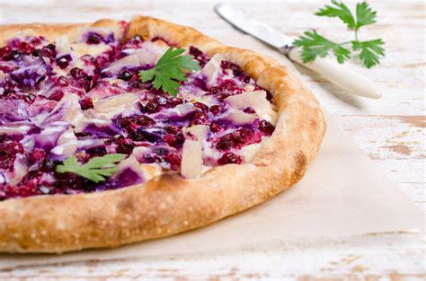 Pizza con Radicchio e Gorgonzola