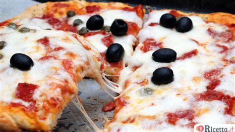 Pizza fatta in casa con Bimby