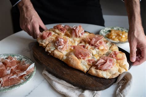 Pizza in Pala alla Romana