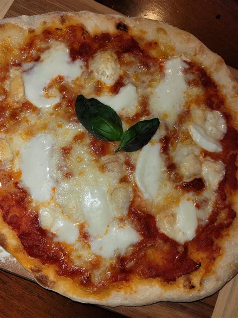 Pizza non lievitata