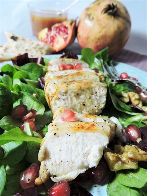 Pollo con Salsa al Melograno