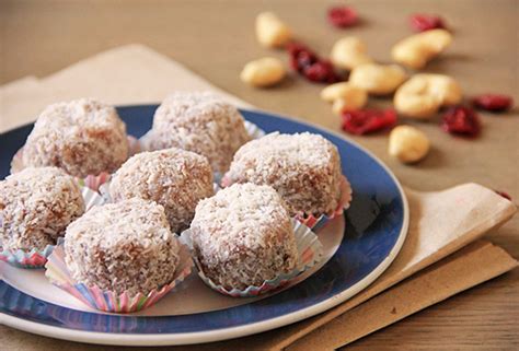 Praline di datteri e cocco