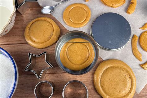 Preparazione Biscotti Dalgona