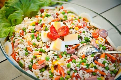 Preparazione Insalata di Riso