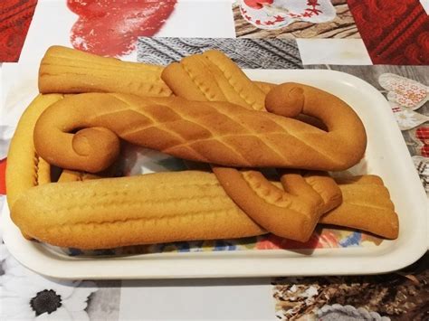 Preparazione Mostaccioli Calabresi