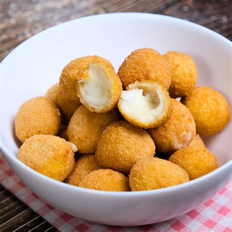 Preparazione Mozzarelline Fritte