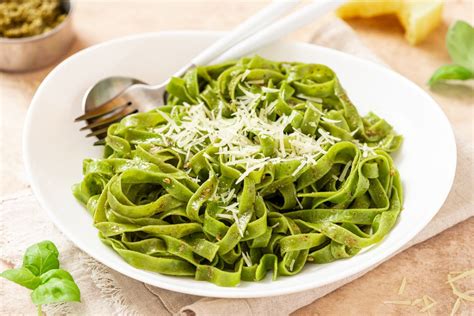 Preparazione Tagliatelle Verdi