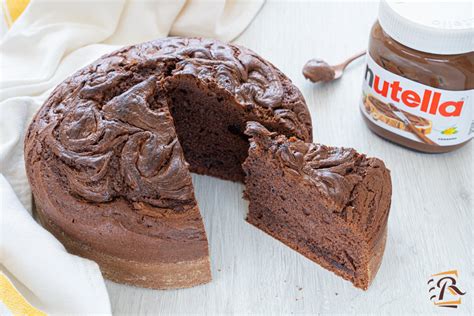 Preparazione Torta alla Nutella