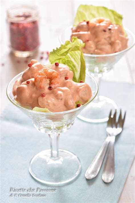 Preparazione cocktail di gamberi