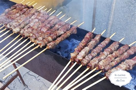 Preparazione degli arrosticini abruzzesi