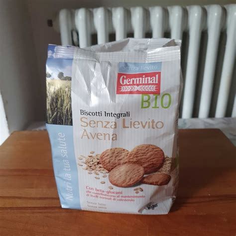 Preparazione dei biscotti integrali senza lievito