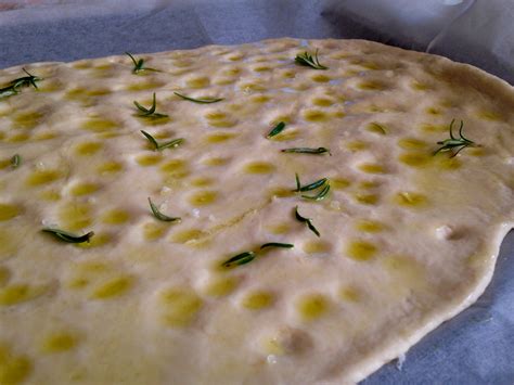 Preparazione della focaccia