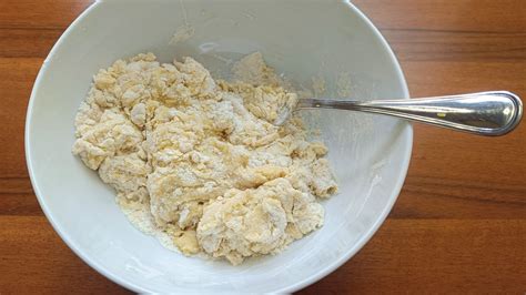 Preparazione impasto biscotti