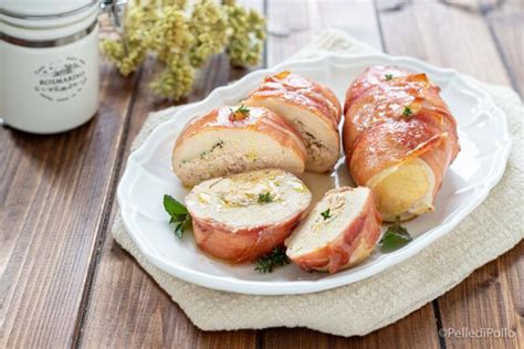 Preparazione pollo ripieno