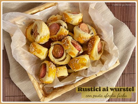 Preparazione rustici ai wurstel