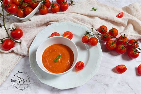 Preparazione salsa di pomodorini
