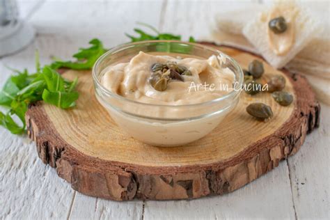 Preparazione salsa tonnata