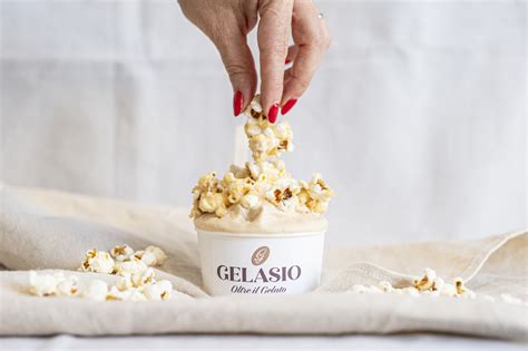 Presentazione Gelato al Popcorn