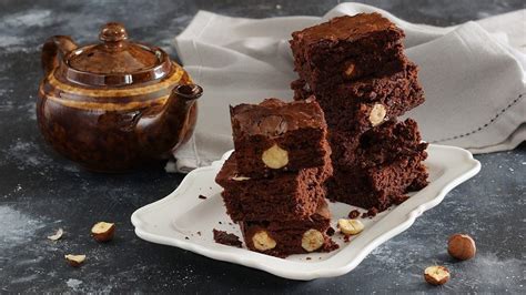 Quadrotti al Cioccolato e Nocciole