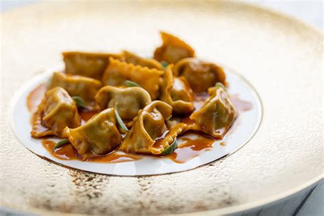 Ravioli al sugo d'arrosto