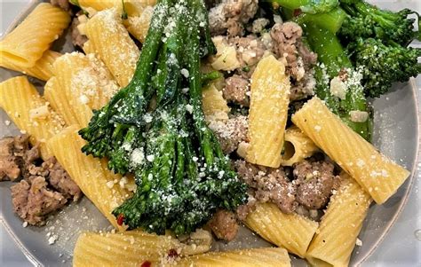 Rigatoni Broccoli e Salsiccia