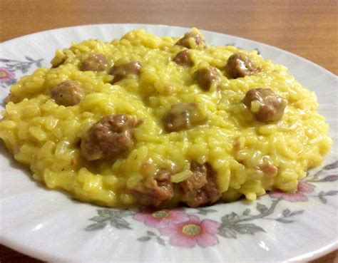 Risotto allo Zafferano con Salsiccia e Burrata
