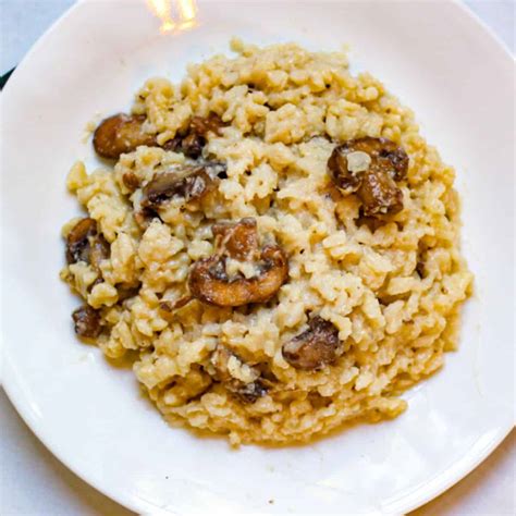 Risotto di farro con funghi selvatici
