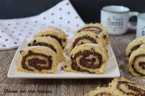 Rotolo di pasta biscotto senza uova farcito con nutella