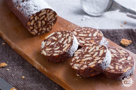Salame di Cioccolato con zucchero a velo
