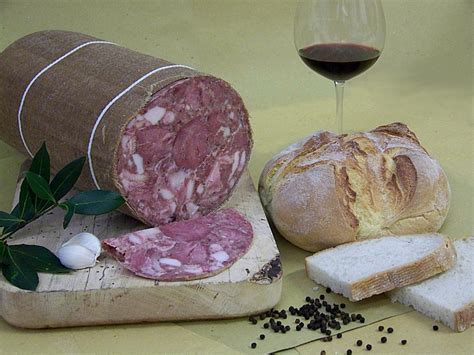 Salame di Testa di Maiale