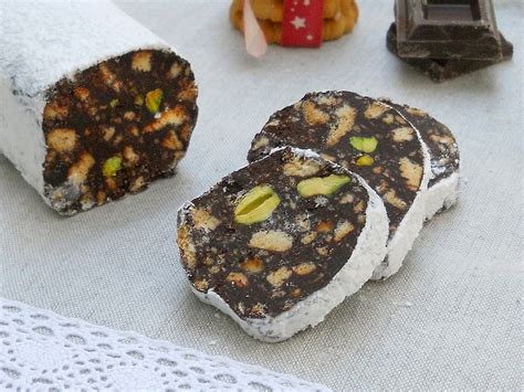 Salame di cioccolato con pistacchi