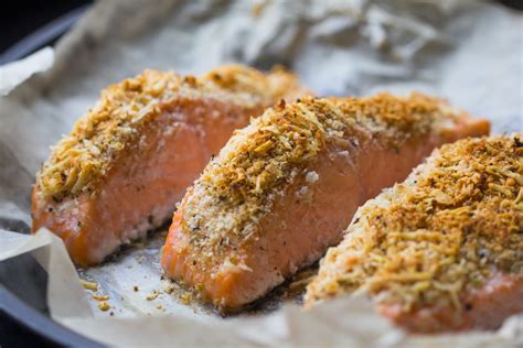 Salmone Gratinato al Forno