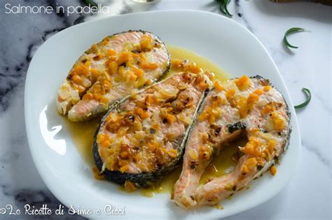 Salmone Saltato in Padella con Verdure