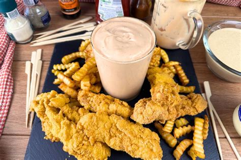 Salsa Raising Cane's