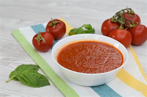 Salsa di Pomodoro Fatta in Casa