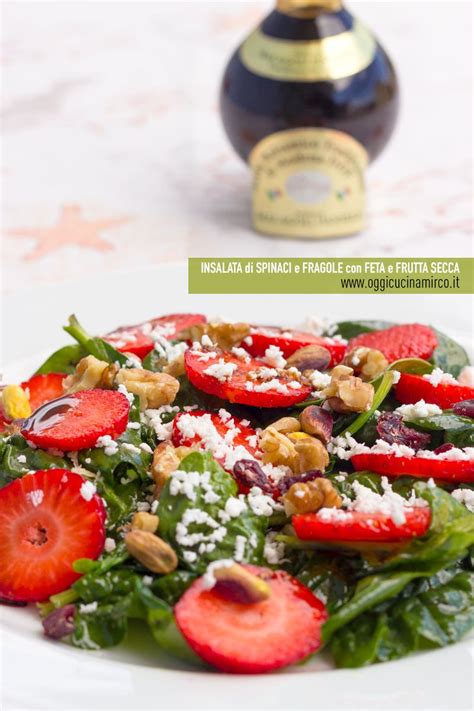 Salsa di spinaci con frutta secca