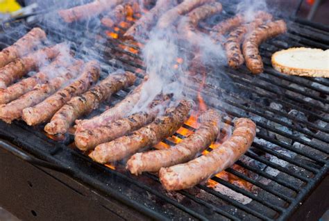 Salsicce su griglia Weber