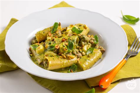 Salsiccia con Pistacchi